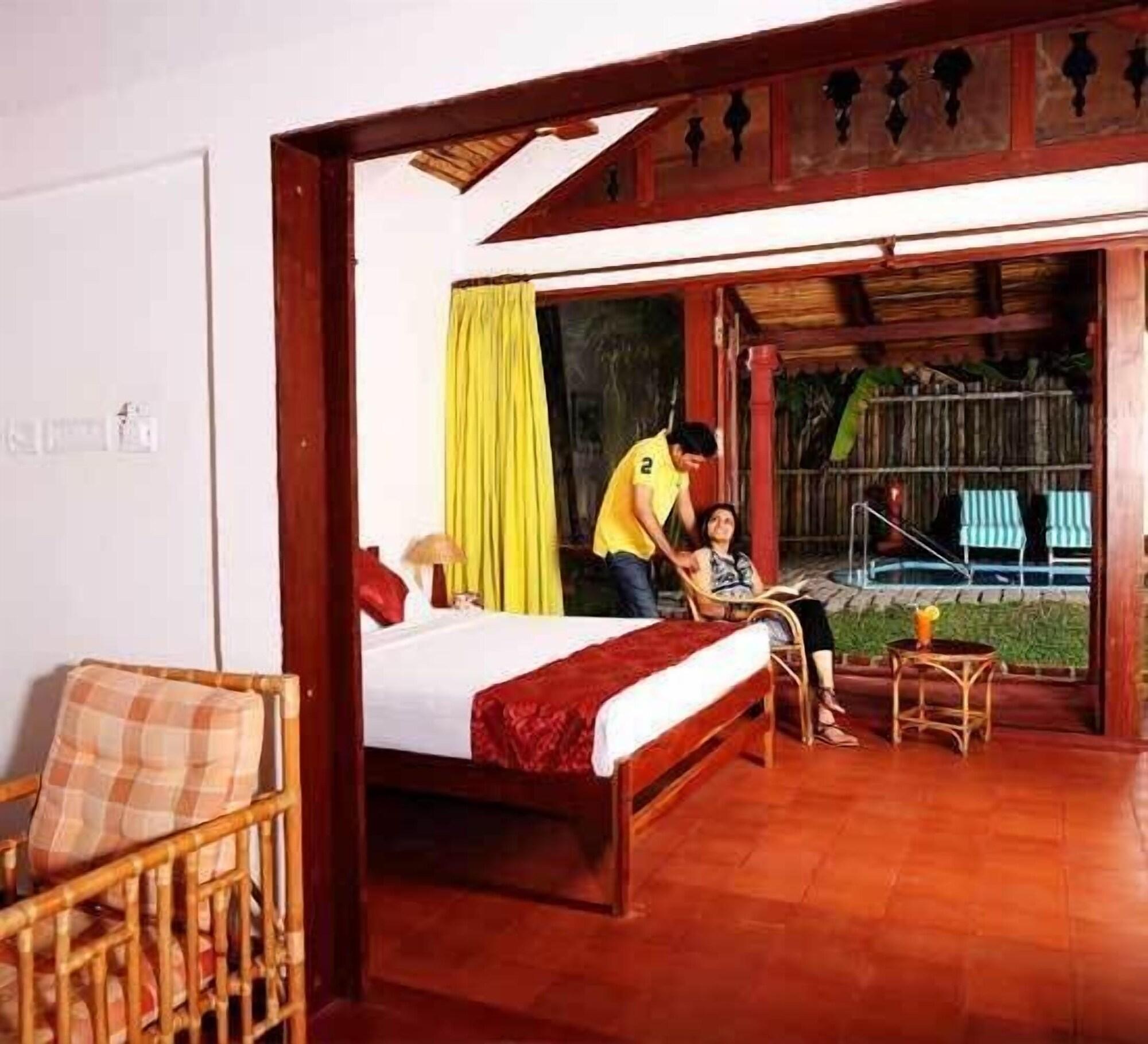 Abad Whispering Palms Resort 4*