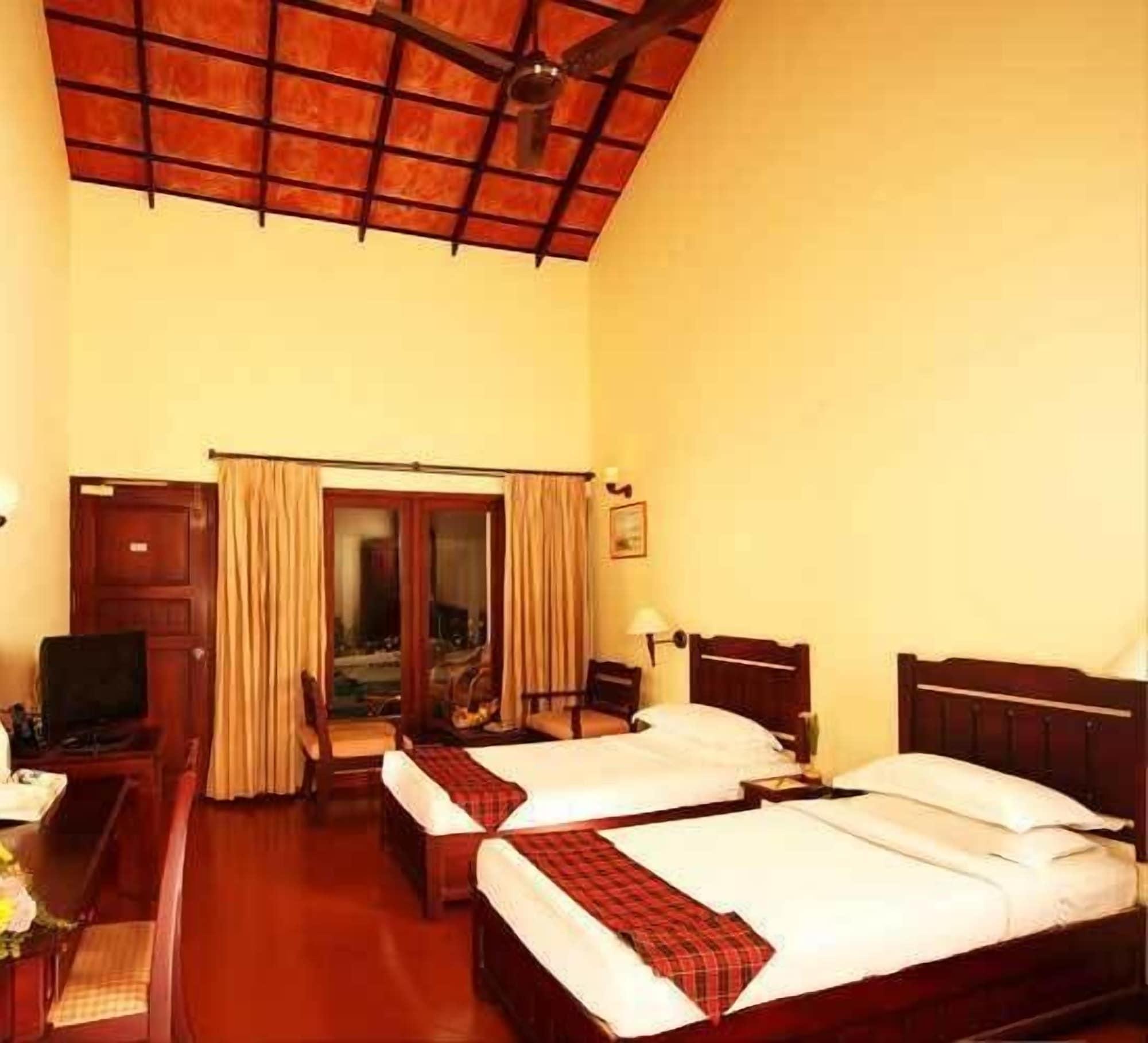 Abad Whispering Palms Kumarakom