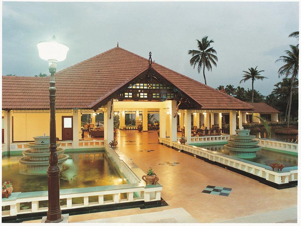 Abad Whispering Palms Resort 4*