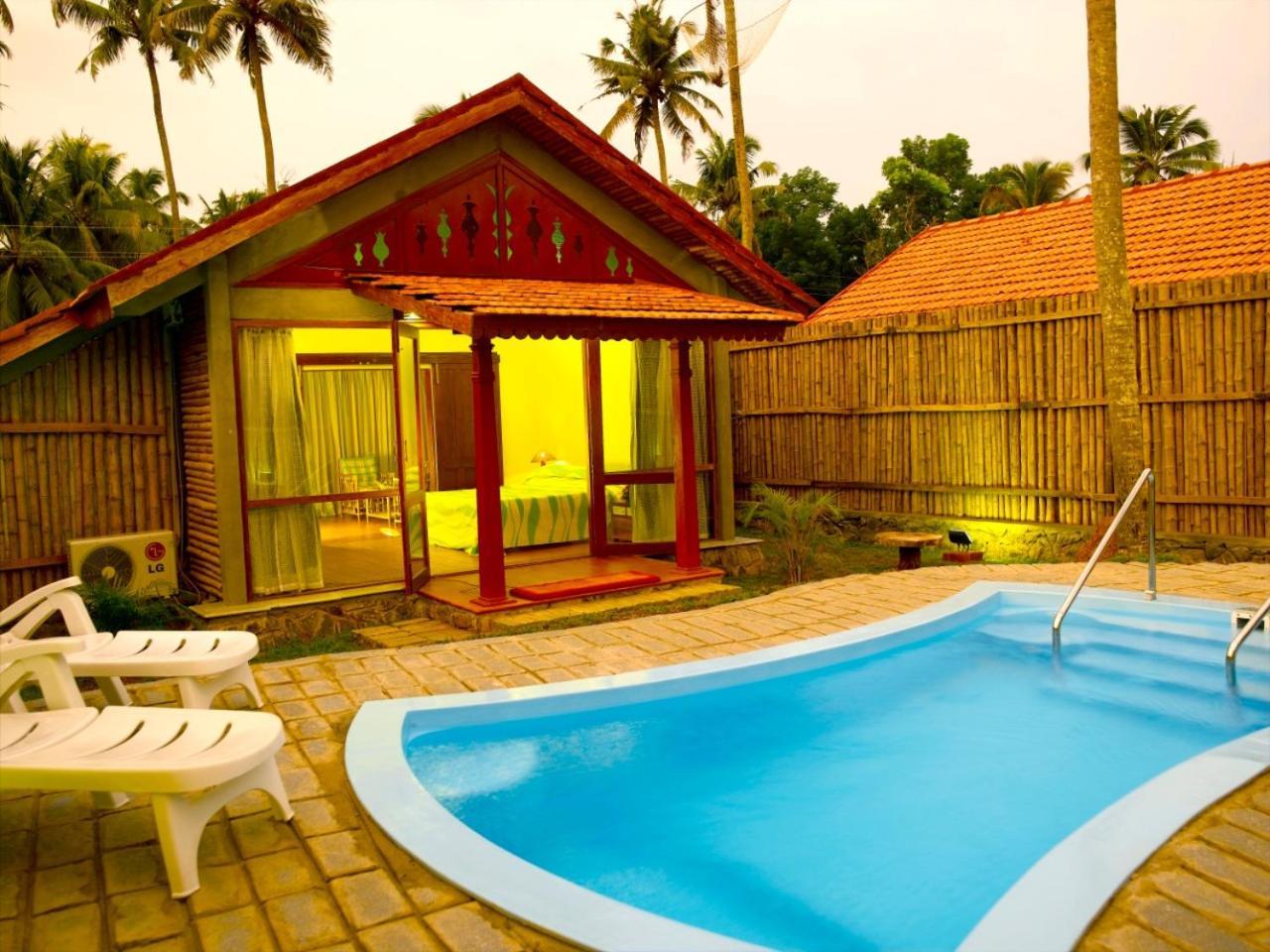 Abad Whispering Palms Kumarakom