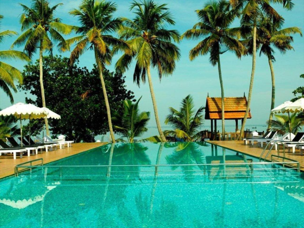 Resort Abad Whispering Palms