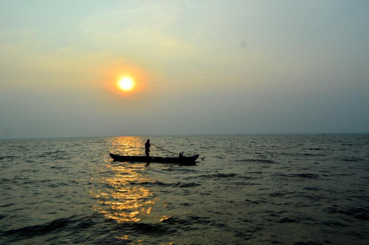Abad Whispering Palms 4* Kumarakom