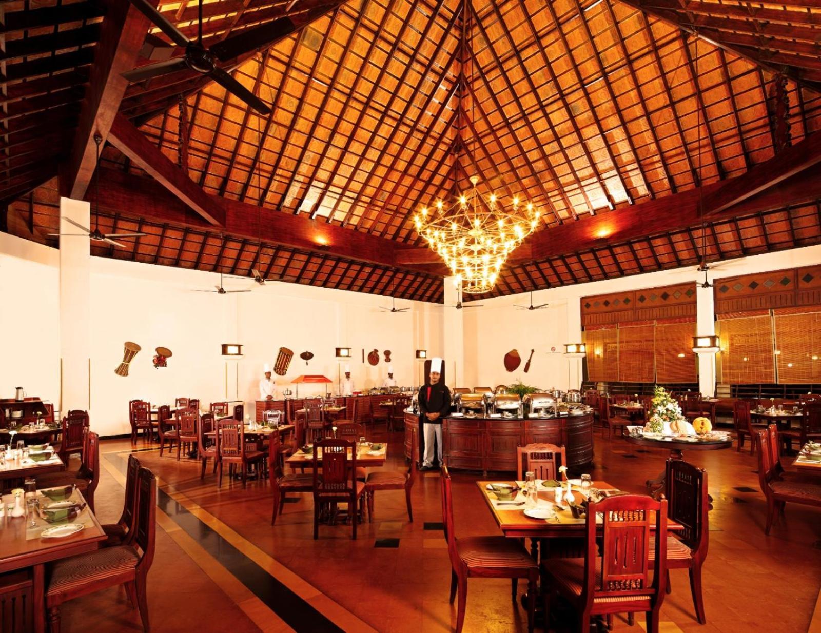Abad Whispering Palms Kumarakom