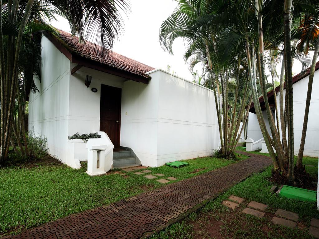 Abad Whispering Palms Kumarakom